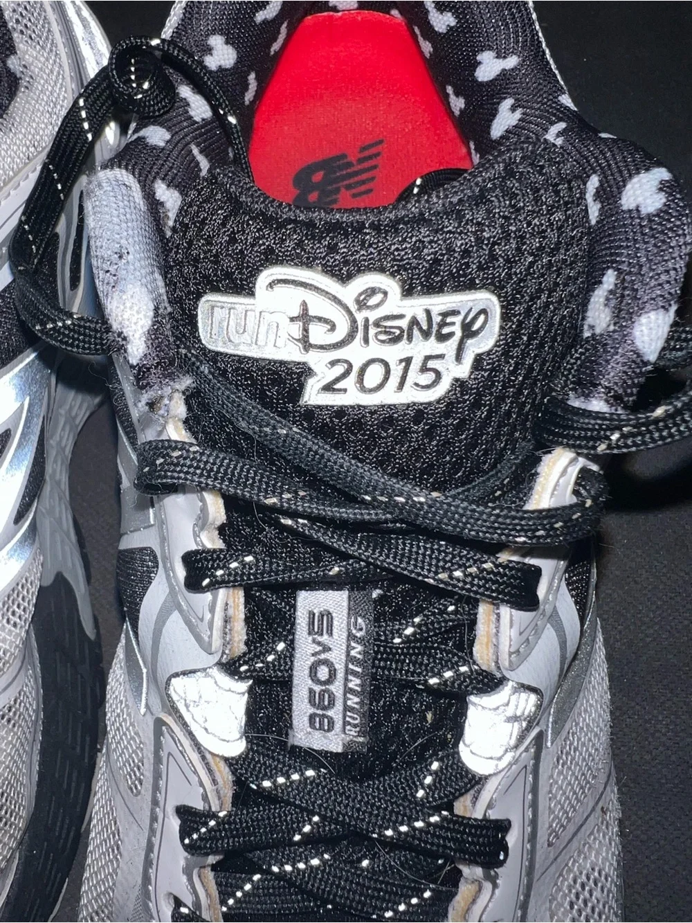 Run Disney 2015 New Balance Minnie Mouse Silver and Black Mesh Running Sneakers